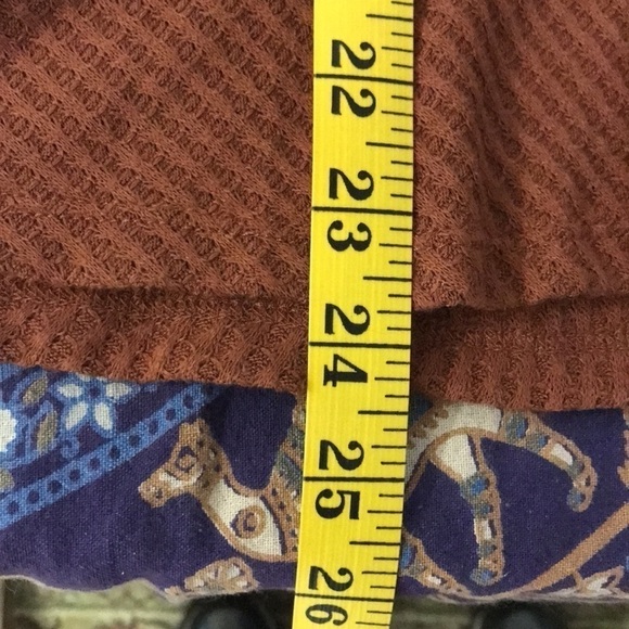 Paper Crane Women’s Pullover Top M Rust color with Peplum Long Sleeves Soft Boho - Picture 9 of 10